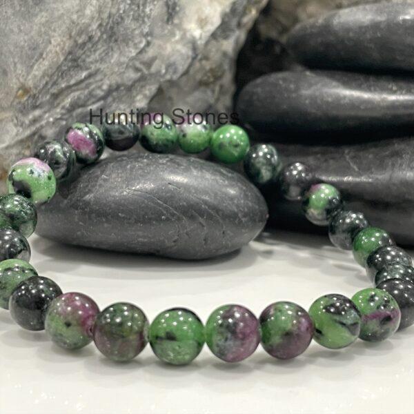 Hunting Stones Natural Ruby Zoisite Unisex Gemstone Bracelet